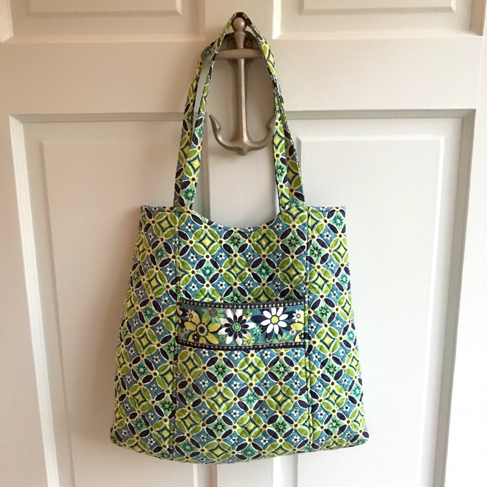 Vera Bradley Daisy Daisy shoulder tote